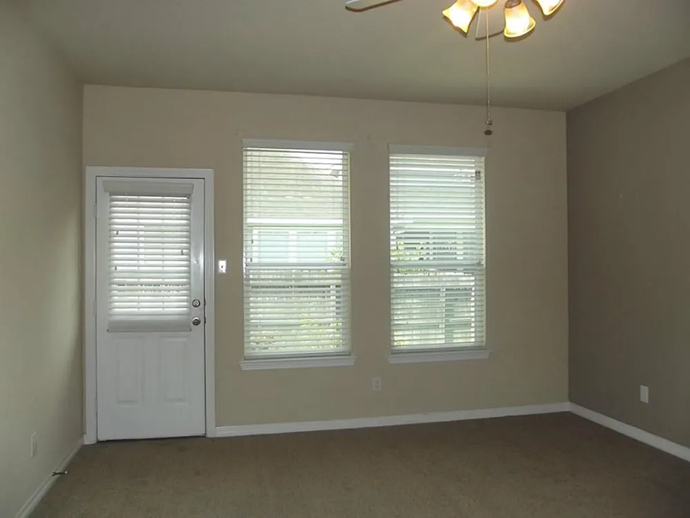 2801 Sand Dune Drive Seabrook, TX 77586