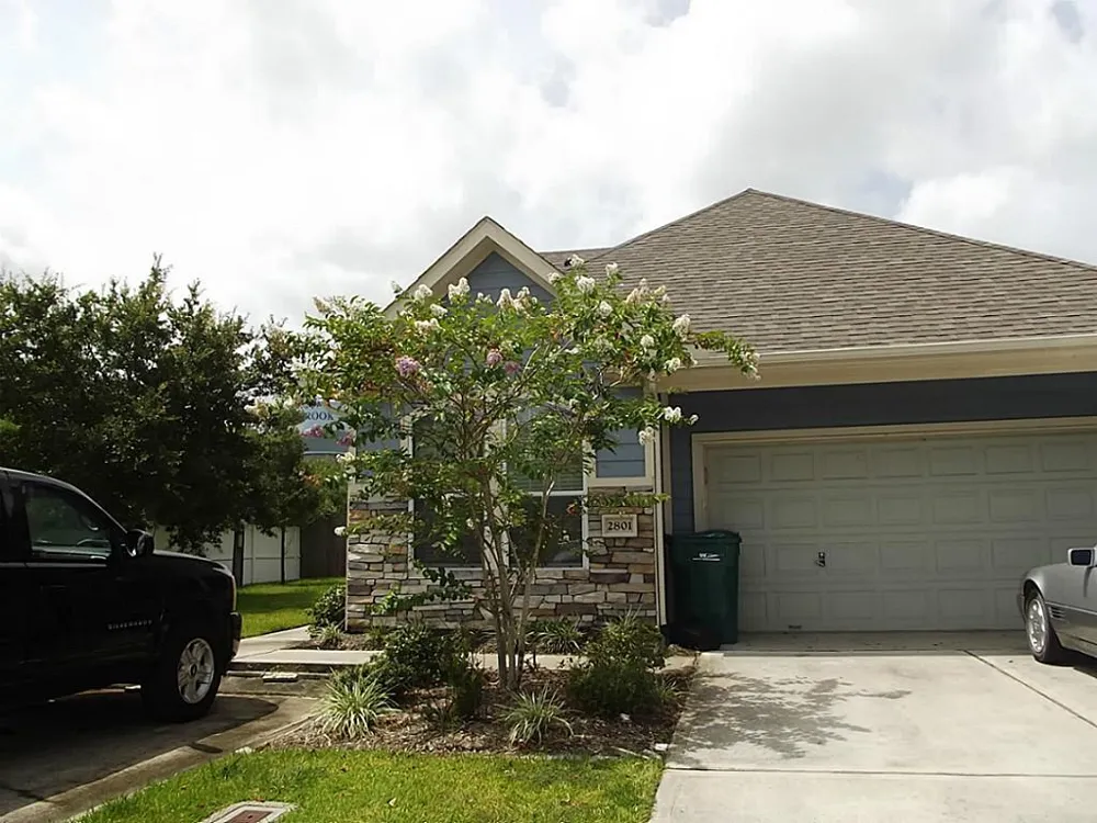 2801 Sand Dune Drive Seabrook, TX 77586