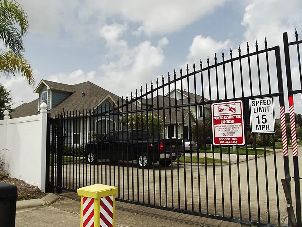 2801 Sand Dune Drive Seabrook, TX 77586
