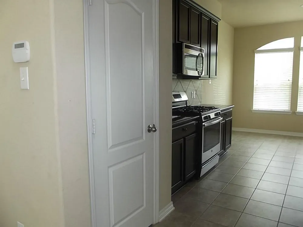 2801 Sand Dune Drive Seabrook, TX 77586