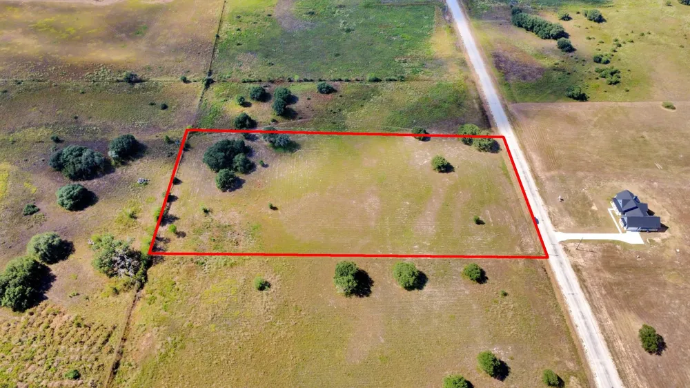 2184 Pintail Lane Columbus, TX 78934