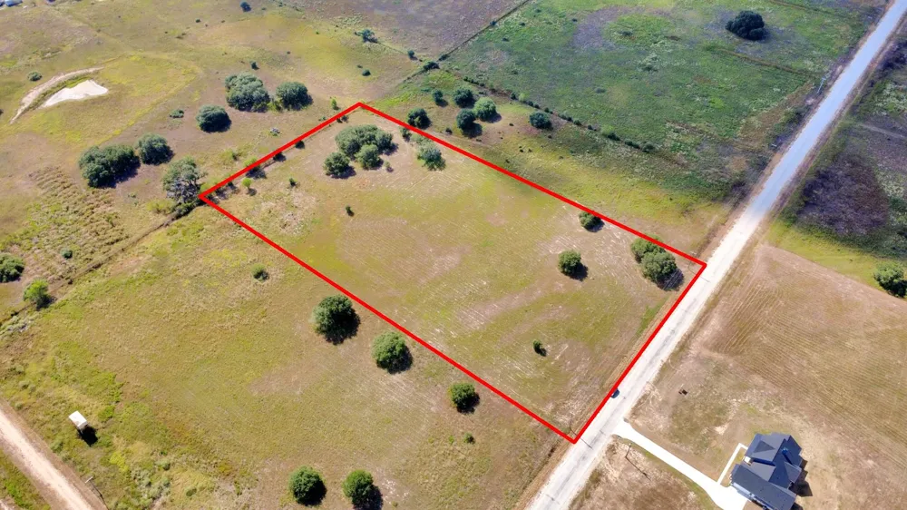 2184 Pintail Lane Columbus, TX 78934