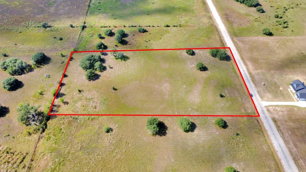 2184 Pintail Lane Columbus, TX 78934