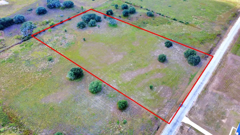 2184 Pintail Lane Columbus, TX 78934