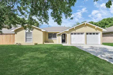 8006 Shiner Lane