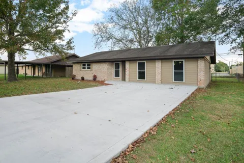 1347 E Palm Drive