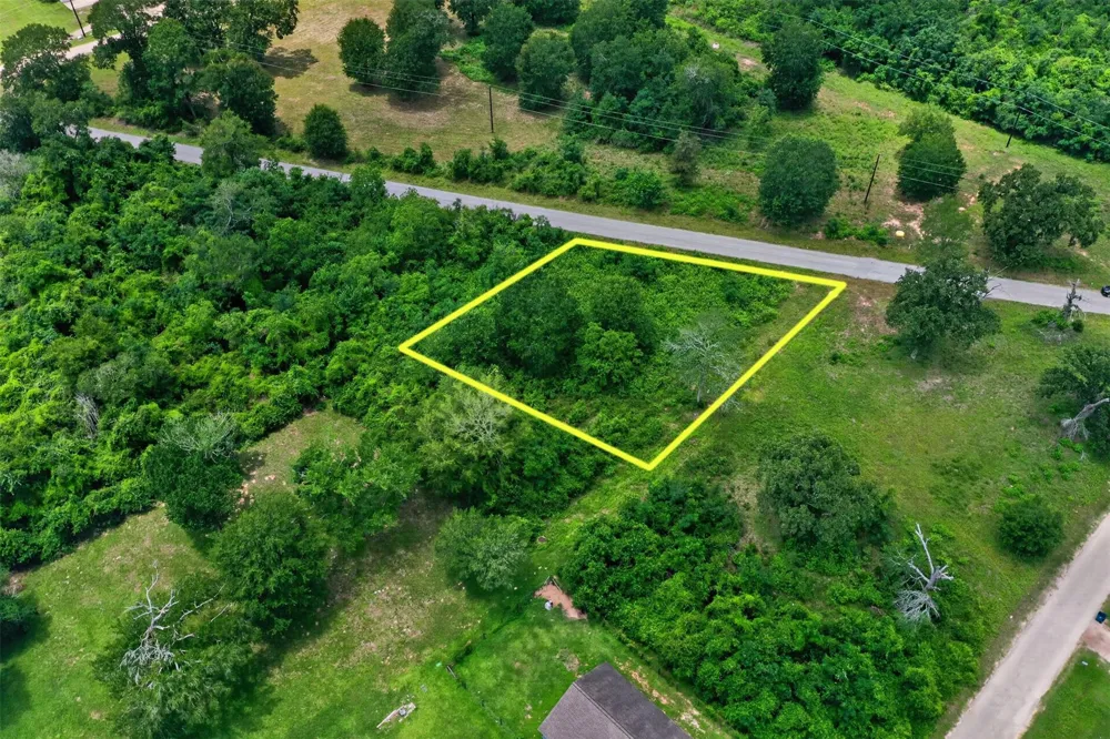 24 And Peebles Street Hempstead, TX 77445