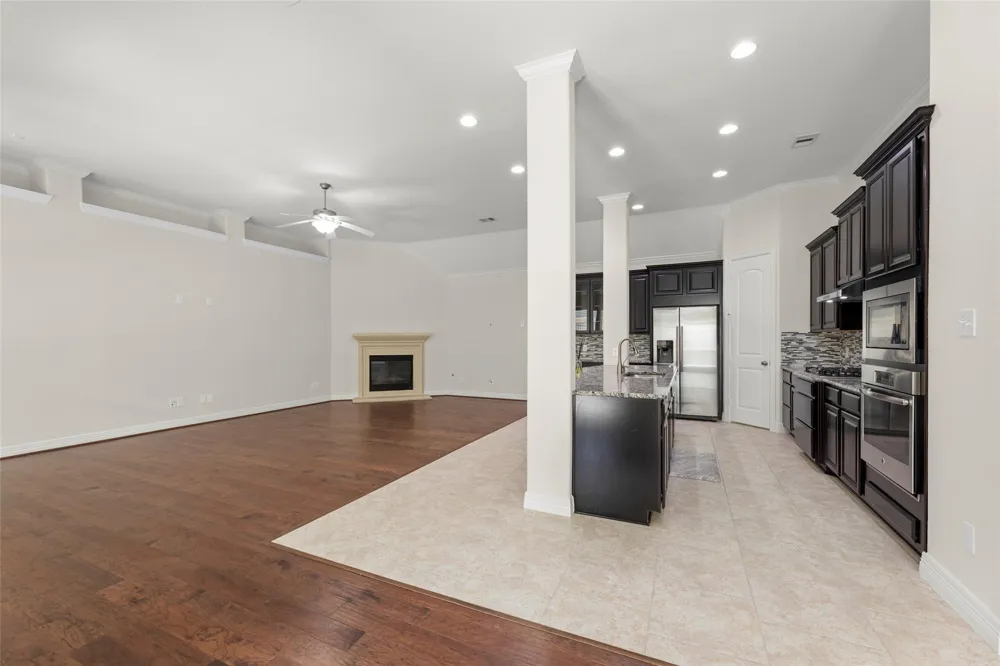 4918 Ava Meadows Lane Sugar Land, TX 77479