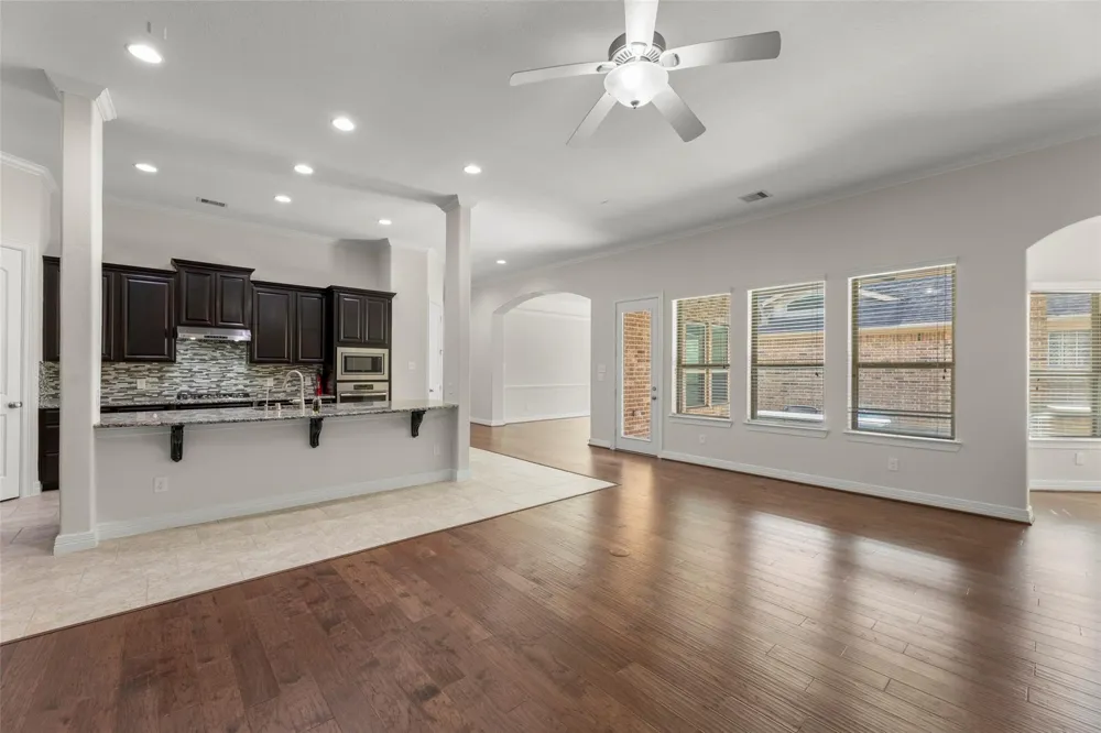 4918 Ava Meadows Lane Sugar Land, TX 77479