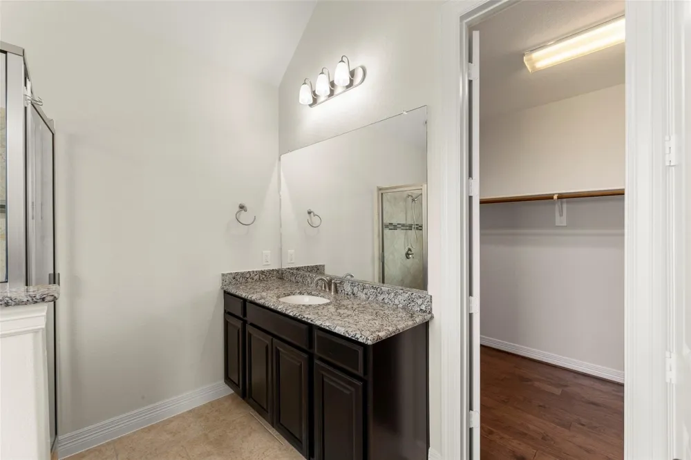 4918 Ava Meadows Lane Sugar Land, TX 77479