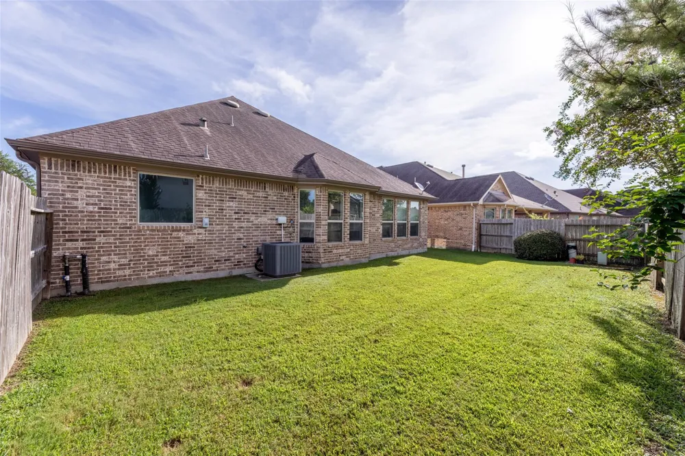 4918 Ava Meadows Lane Sugar Land, TX 77479