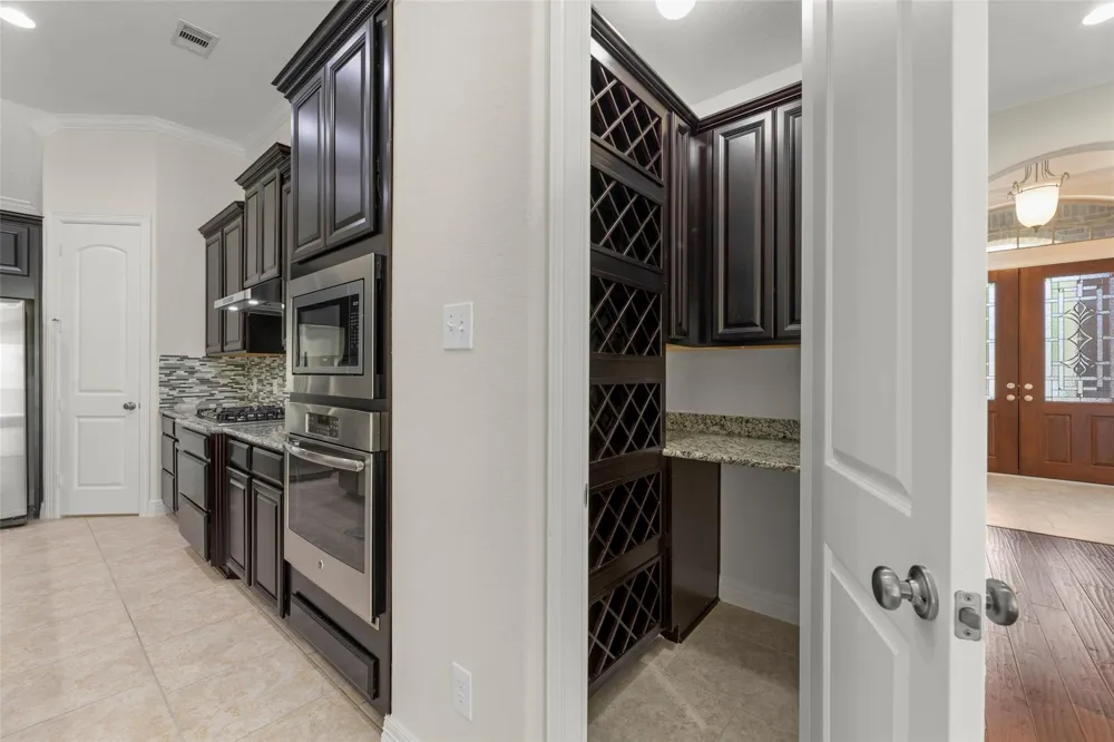 4918 Ava Meadows Lane Sugar Land, TX 77479