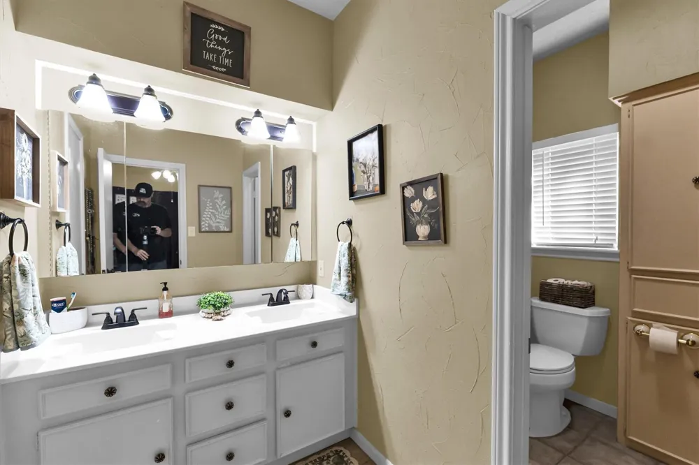59 El Dorado Street Panorama Village, TX 77304