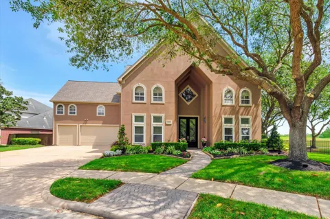 3806 Canyon Bluff Court