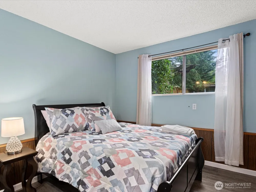 16445 Ambaum Boulevard S Burien, WA 98148