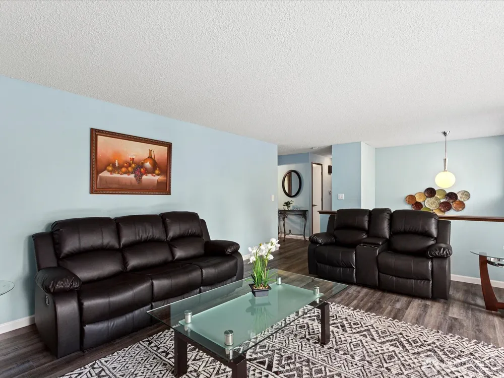 16445 Ambaum Boulevard S Burien, WA 98148