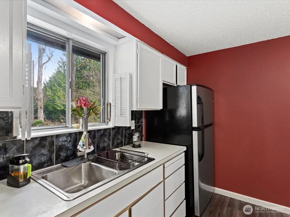 16445 Ambaum Boulevard S Burien, WA 98148