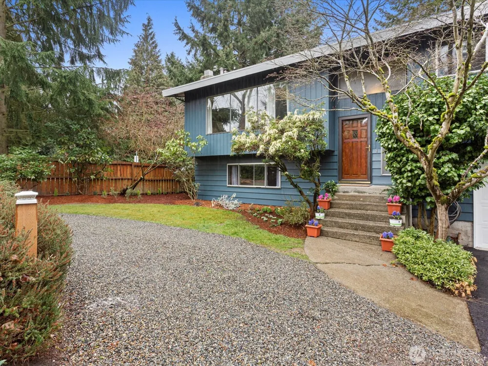 16445 Ambaum Boulevard S Burien, WA 98148