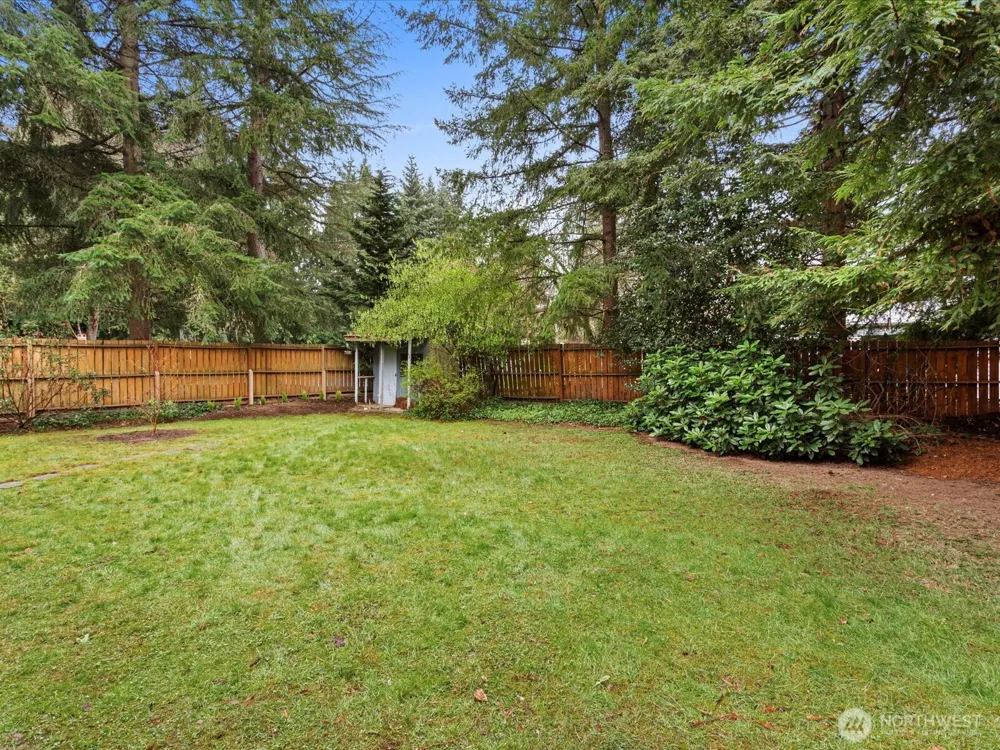 16445 Ambaum Boulevard S Burien, WA 98148