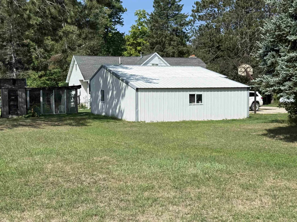 9027 S Young Road Aetna Township, MI 49632