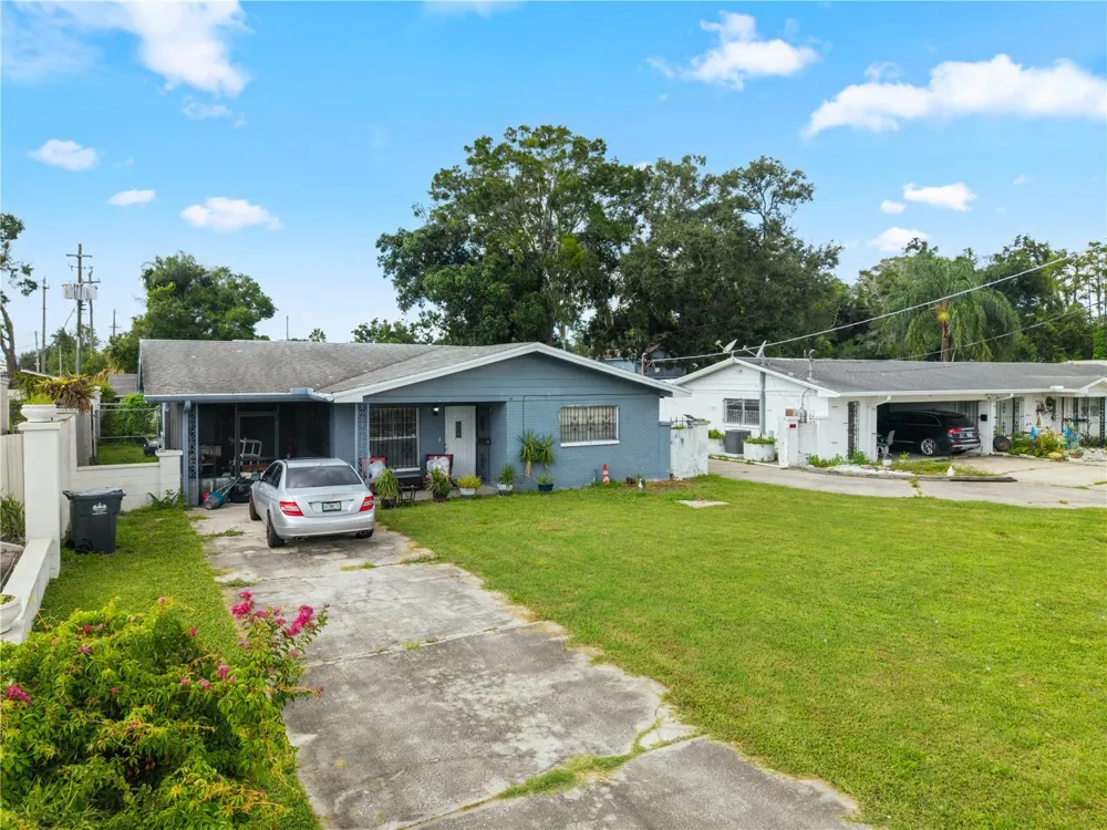 8410 GRADY AVENUE Tampa, FL 33614