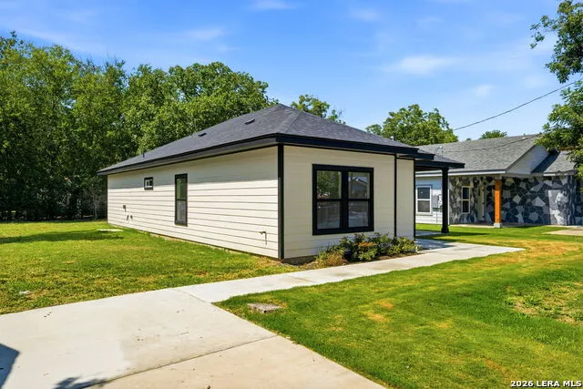 1342 Crystal San Antonio, TX 78211