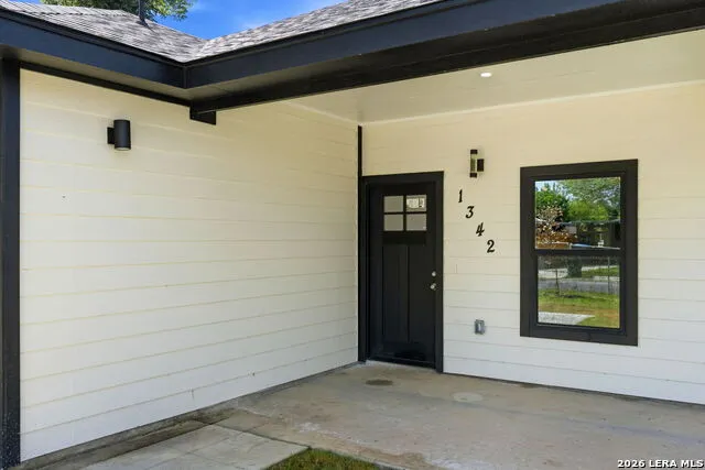 1342 Crystal San Antonio, TX 78211
