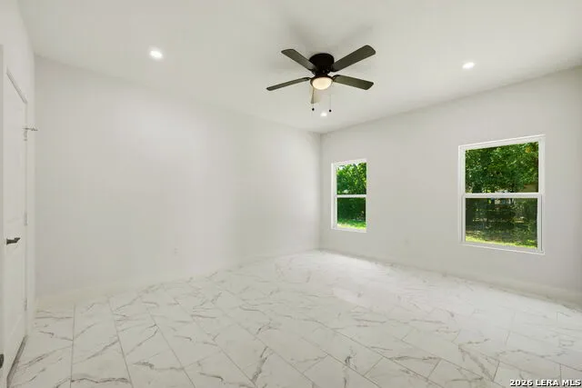 1342 Crystal San Antonio, TX 78211