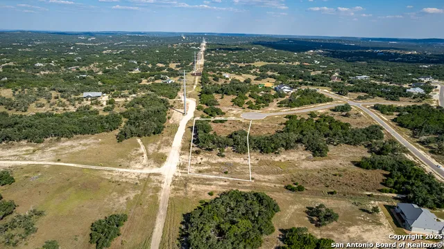 634 Butler Oaks Bulverde, TX 78163