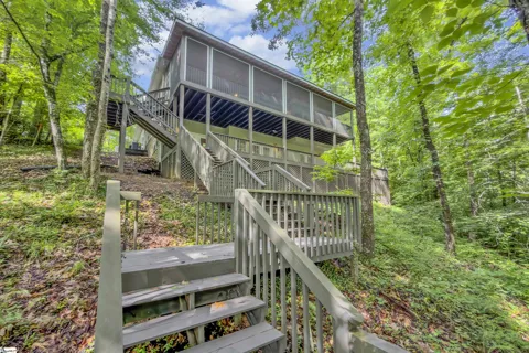 107 Blackfox Way