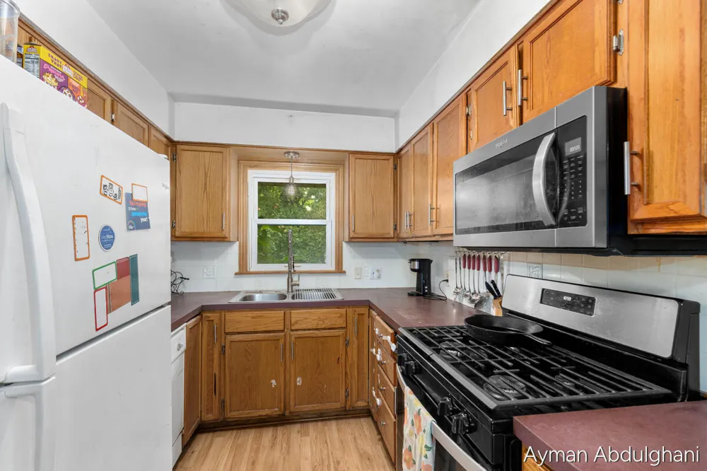 4248 Curwood Avenue SE Grand Rapids, MI 49508