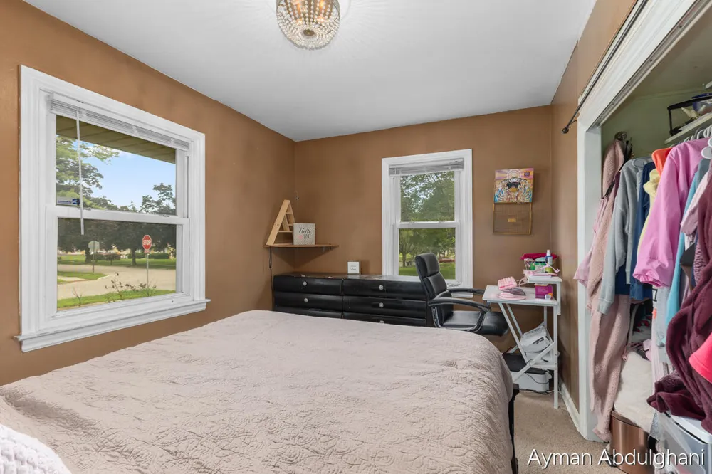 4248 Curwood Avenue SE Grand Rapids, MI 49508