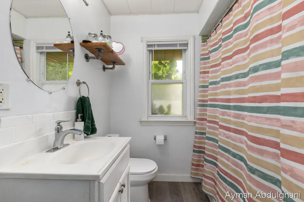 4248 Curwood Avenue SE Grand Rapids, MI 49508