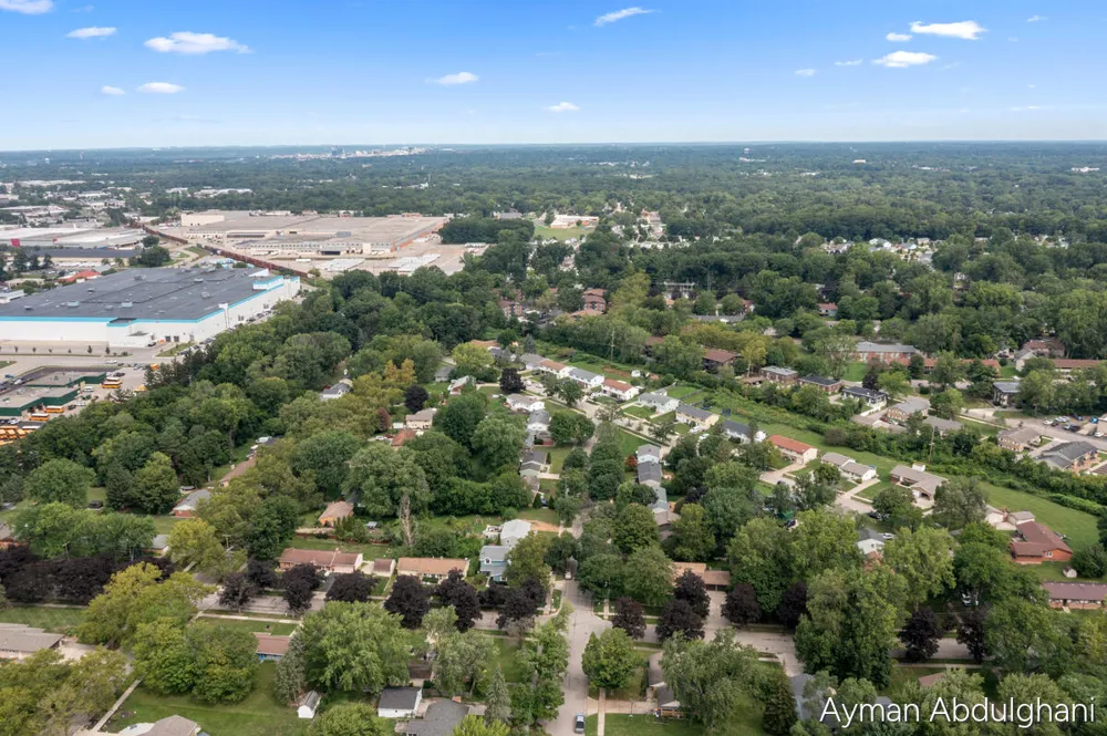 4248 Curwood Avenue SE Grand Rapids, MI 49508