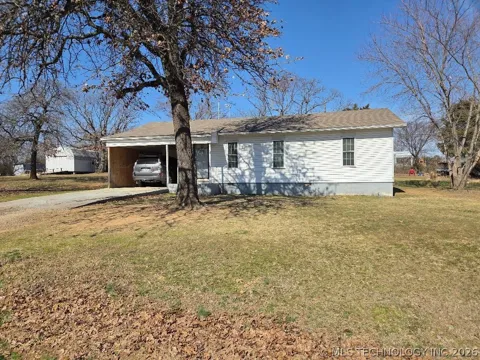 1104 Hilldale Drive
