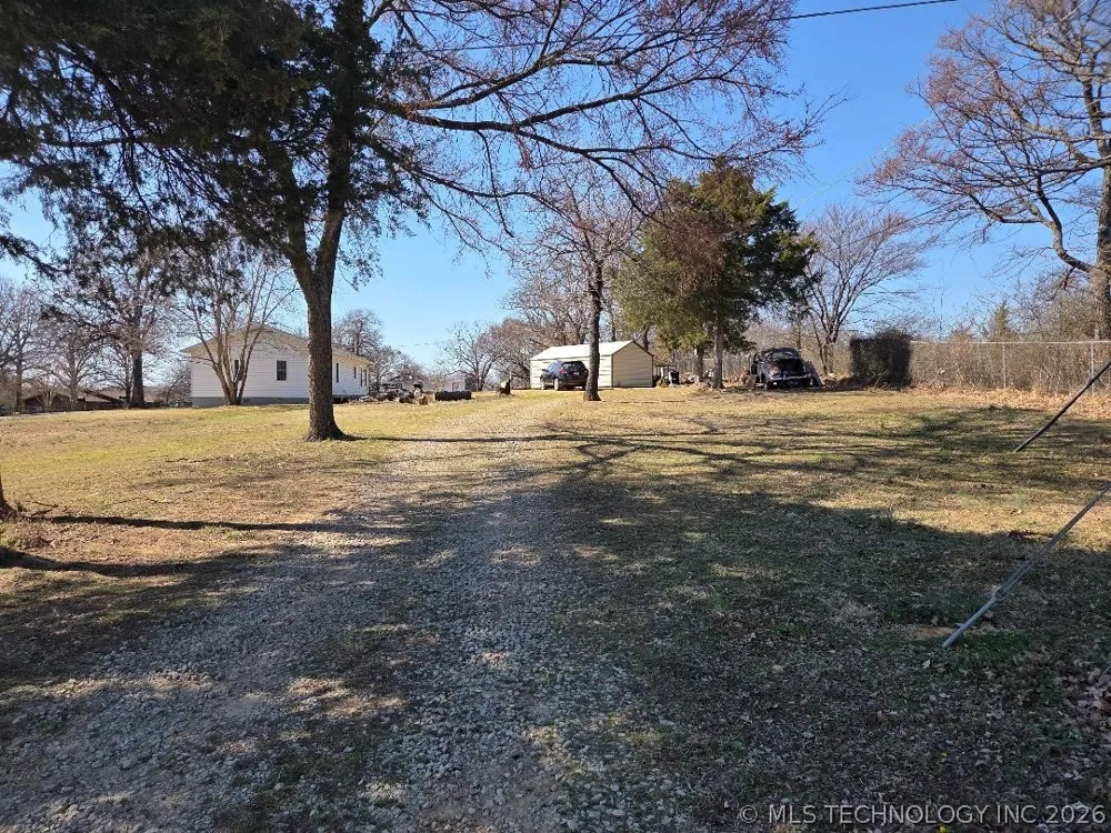 1104 Hilldale Drive Eufaula, OK 74432