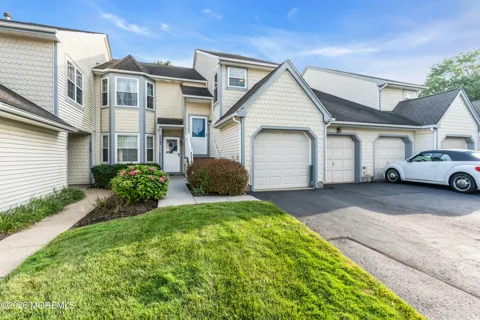 118 Evergreen Court