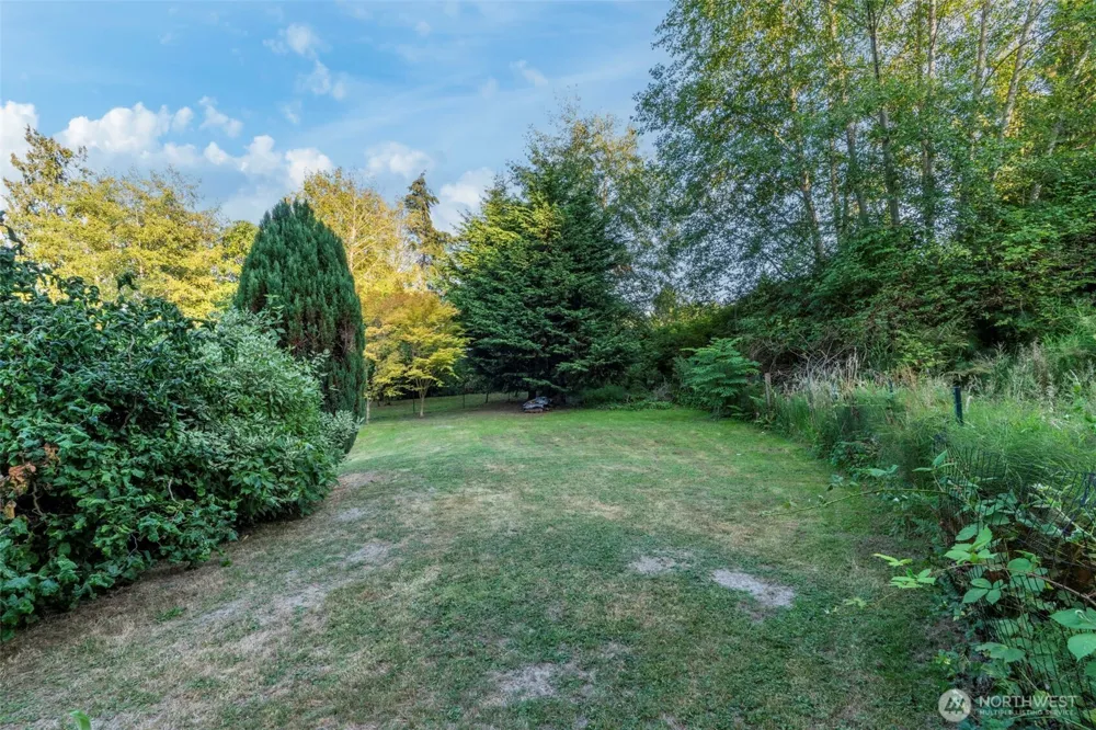 71 W Cedar Port Ludlow, WA 98365