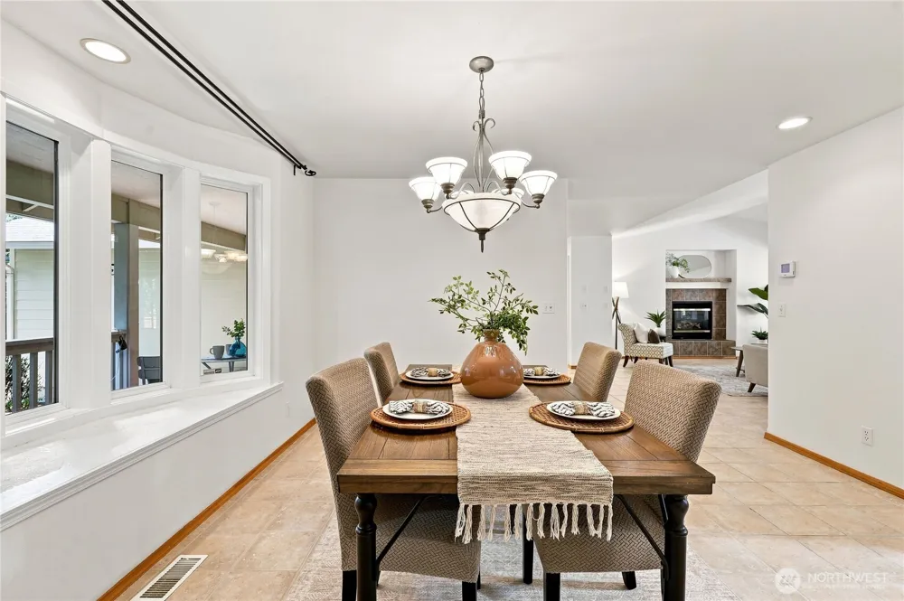 17523 Maple Hill Avenue NE Poulsbo, WA 98370