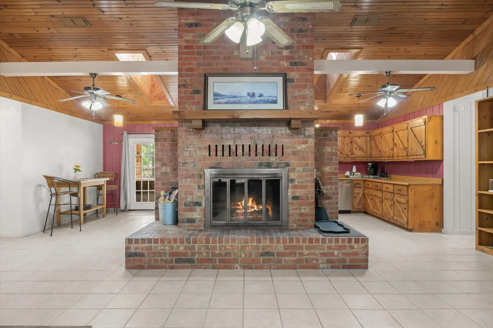 540 Vz County Road 3207 Edgewood, TX 75117