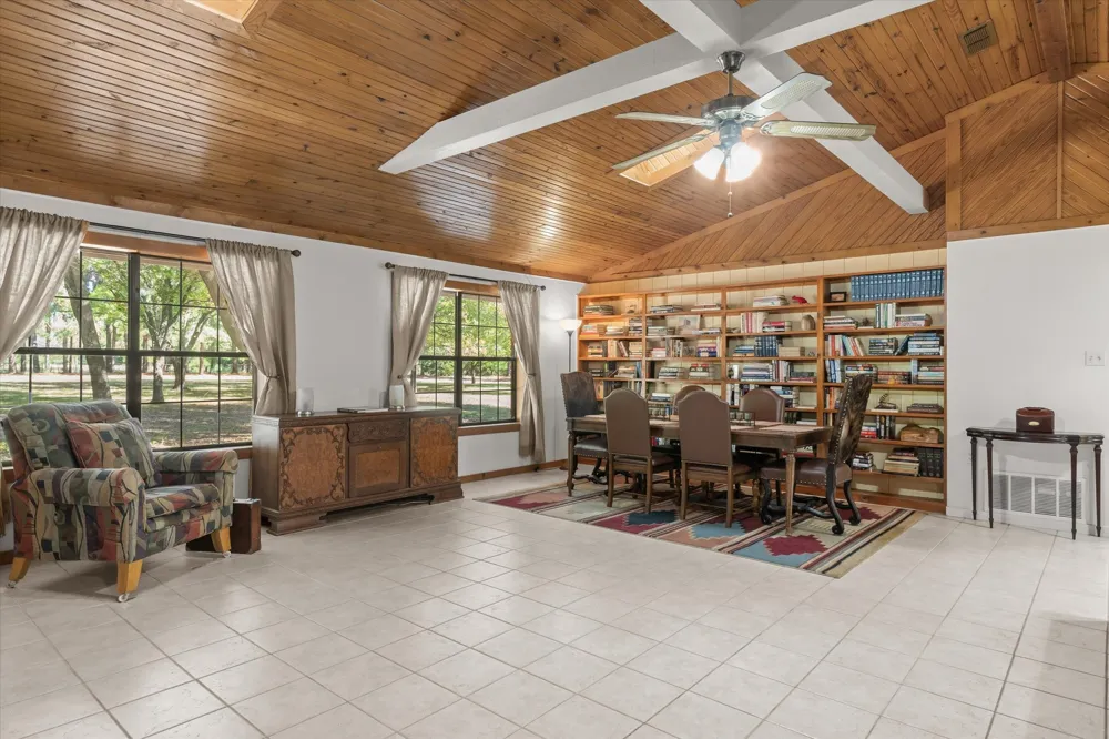 540 Vz County Road 3207 Edgewood, TX 75117