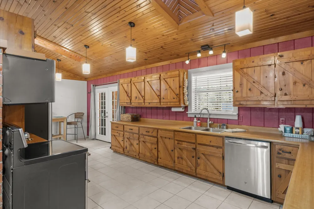 540 Vz County Road 3207 Edgewood, TX 75117