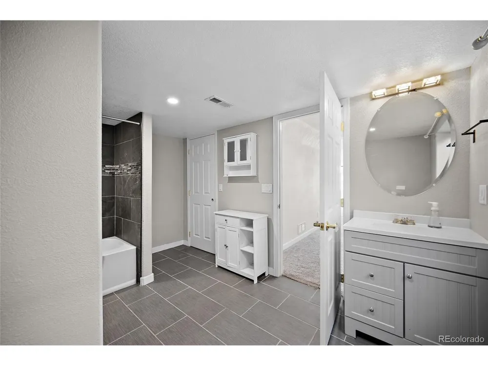 5929 Raleigh Circle Castle Rock, CO 80104