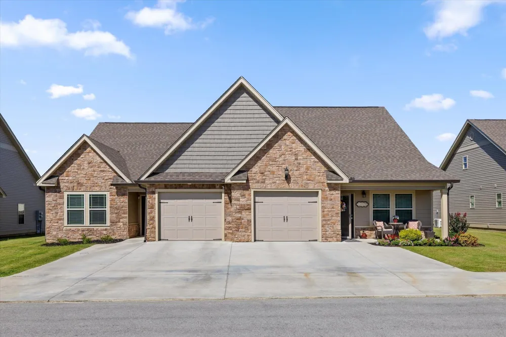 47 Morning Mist Drive Rossville, GA 30741