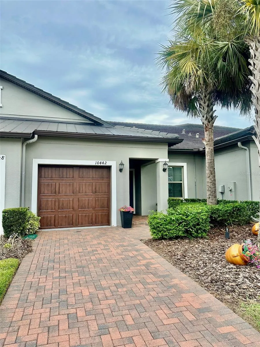 10442 ECHO DOCK LOOP San Antonio, FL 33576