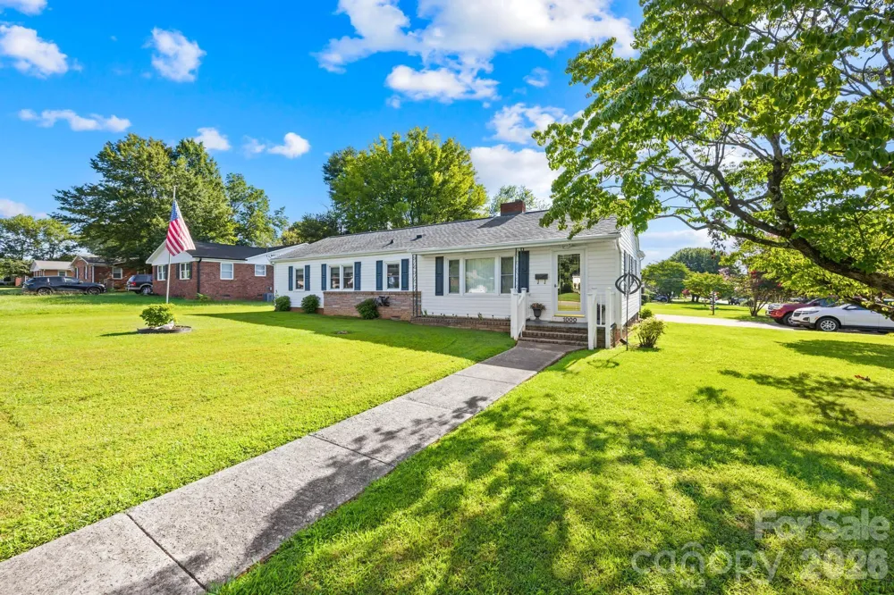1000 Radio Road Statesville, NC 28677