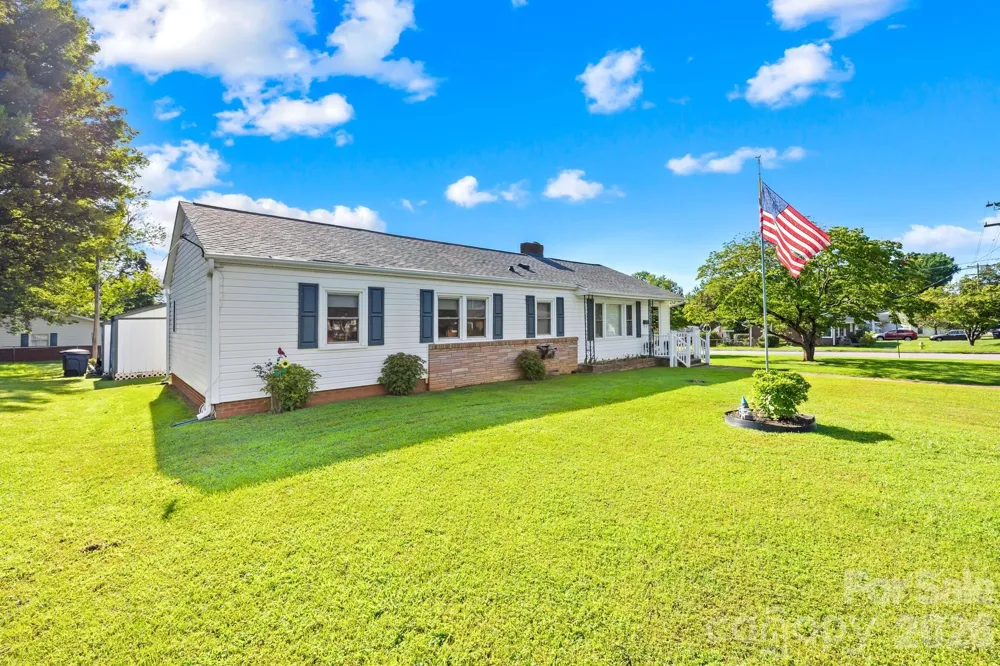 1000 Radio Road Statesville, NC 28677