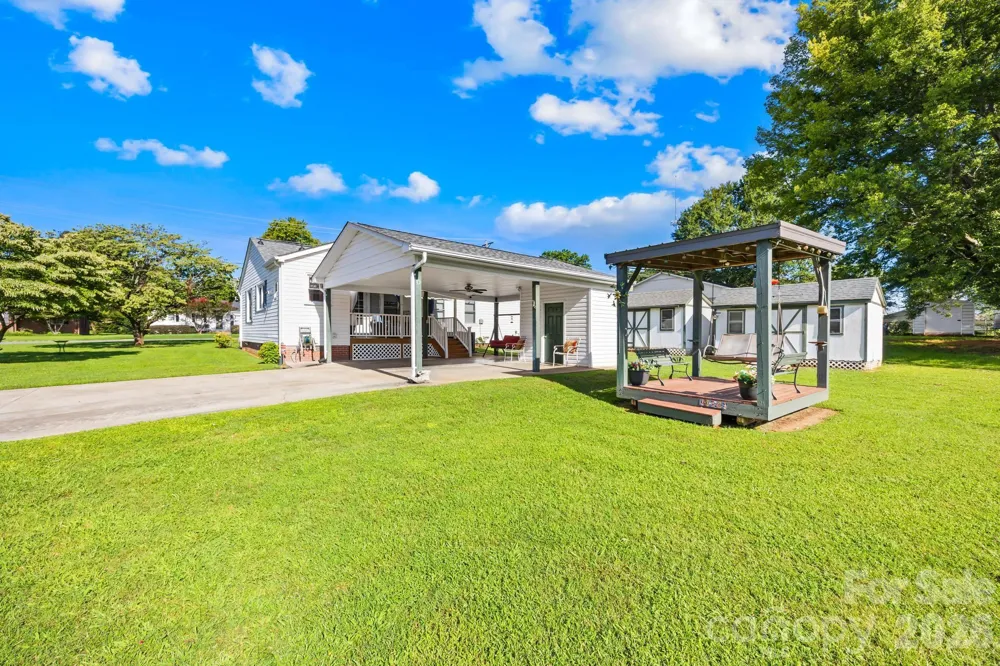 1000 Radio Road Statesville, NC 28677