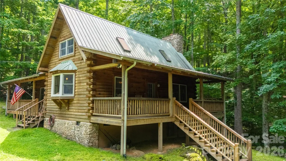 400 Amber Drive Bakersville, NC 28075