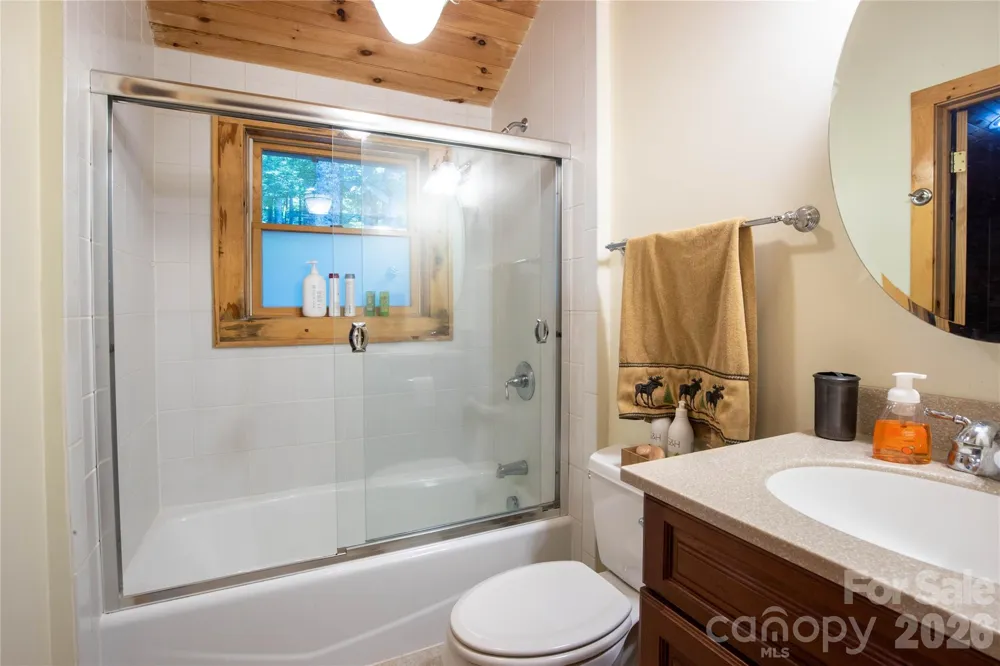 400 Amber Drive Bakersville, NC 28075